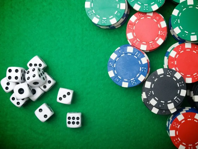 Game đánh bài phỏm đổi thưởng là gì?