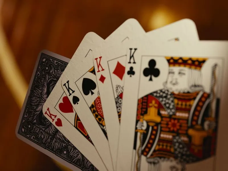 Lợi ích khi chơi game bài phỏm đổi thưởng