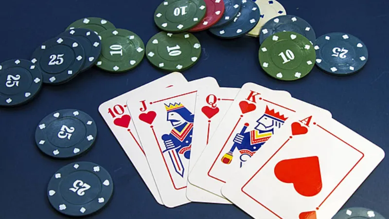 Đánh bài Xì Dách Spiderman: luật chơi và cách vào bàn